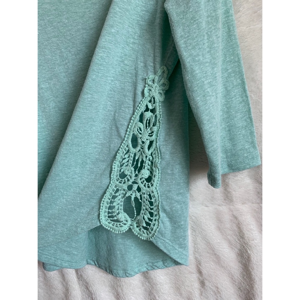Teal Top - Picture 2 of 4